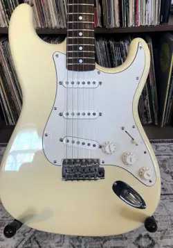 STANDARD STRATOCASTER â€™72