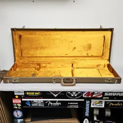 OLD FENDER / G&G BROWN HARDSHELL CASE FOR 60'S JAZZMASTER / JAGUAR USA GUITAR