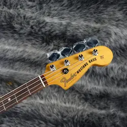 MUSTANG BASS ORANGE