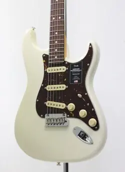 FENDER AMERICAN PROFESSIONAL II STRATOCASTER,   / OLYMPIC WHITE