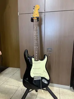 ELECTRIC GUITAR FENDER CLASSIC 60S STRATOCASTER BLACK MADE IN MEXICO