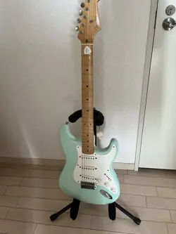 ELECTRIC GUITAR FENDER CLASSIC SERIES MEXICO STRATOCASTER SURF GREEN