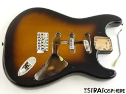 USA FENDER ERIC JOHNSON STRAT BODY & HARDWARE AMERICAN NITRO, 2TS SUNBURST