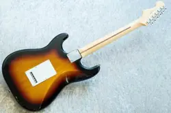 FENDER JAPAN HYBRID II STRATOCASTER   - -