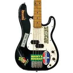 ELECTRIC BASS GUITAR FENDER PRECISION MADE IN JAPAN S/N JV42234 WITH SOFT CASE