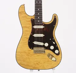 FENDER LIMITED 2023 FALGSHIP TOKYO GOLD STRATCASTER