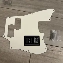 2023 FENDER PLAYER JAGUAR BASS PICKGUARD 3-PLY PARCHMENT MIM