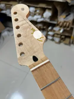 S S 22FRETS NATURAL FLAME MAPLE GUITAR NECK FOR REPLACEMENT OF FENDER STRAT