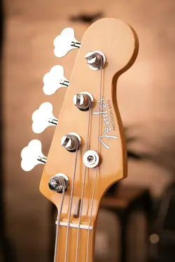 FENDER VINTERA II '50S PRECISION BASS, MAPLE FINGERBOARD - BLACK WITH DELUXE GIG