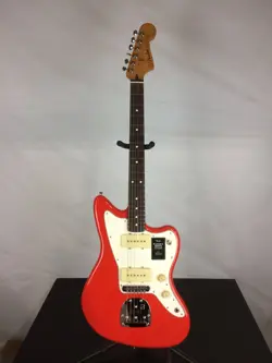 EXCELLENT FENDER PLAYER II JAZZMASTER ELECTRIC GUITAR, ROSEWOOD FINGERBOARD, COR