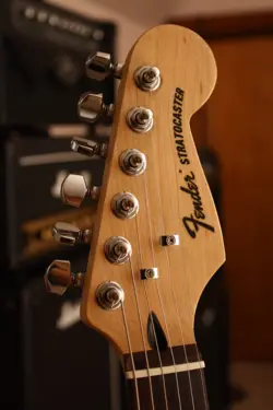 NECK DIMARZIO