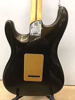 ULTRA HSS STRATOCASTER