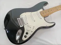 ROLAND FENDER VG STRATOCASTER G-5 ELECTRIC GUITAR