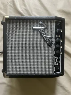 EXCELLENT STARTER/HOME PRACTICE AMP - FENDER FRONTMAN 10G 10-WATT