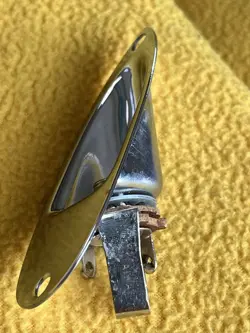 FENDER STRATOCASTER OUTPUT