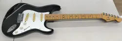 FENDER STRATOCASTERELECTRIC