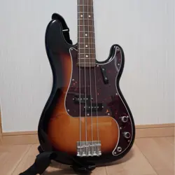 FENDER VINTERA II '60S PRECISION BASS SAFE DELIVERY FROM JAPAN