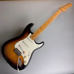 FENDER HIGHWAY ONE STRATOCASTER (2003)