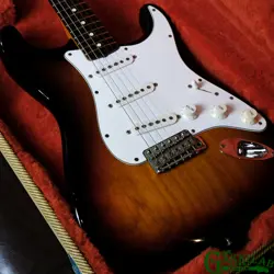 FENDER AMERICAN VINTAGE '62 STRATOCASTER / 3 COLOR SUNBURST 1997 (2000S)