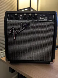AMP COMBO. USED/GOOD