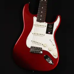 FENDER  AMERICAN VINTAGE II 1965 STRATOCASTER ROUND-LAM CANDY APPLE RED V2551533