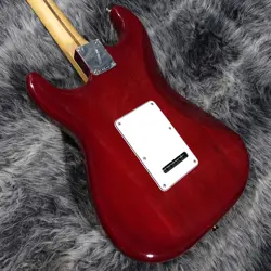 STRATOCASTER TRANSPARENT