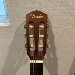 FENDER CLASSICAL GUITAR
