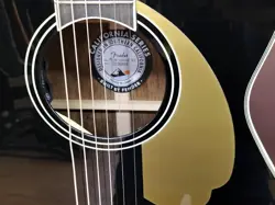 ACOUSTIC-ELECTRIC GUITAR CALIFORNIA