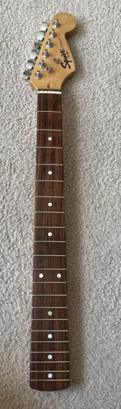 2000 SQUIER BY FENDER SE LOADED STRATOCASTER NECK 60'S HEADSTOCK NEAR MINT!