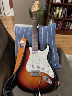 AMERICAN FENDER STRATOCASTER WITH DAVE MURRAY LOADED PICKGUARD