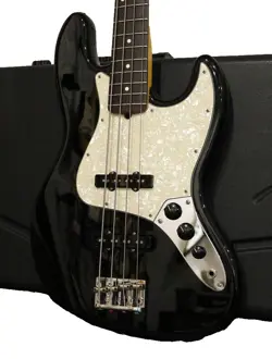 [FENDER] AMERICAN PROFESSIONAL II JAZZ BASS BLACK 2023 USED ELECTRIC BASS W/CASE