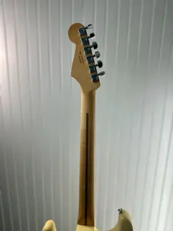 FENDER STRATOCASTER UPGRADED