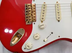 FENDER JAPAN ST57G-65 ELECTRIC GUITAR