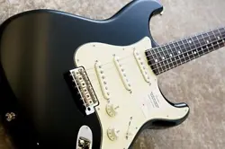 FENDER JAPAN TRADITIONAL II 60S STRATOCASTER -BLACK-