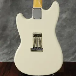 FENDER JAPAN CHAR MUSTANG   OLYMPIC WHITE