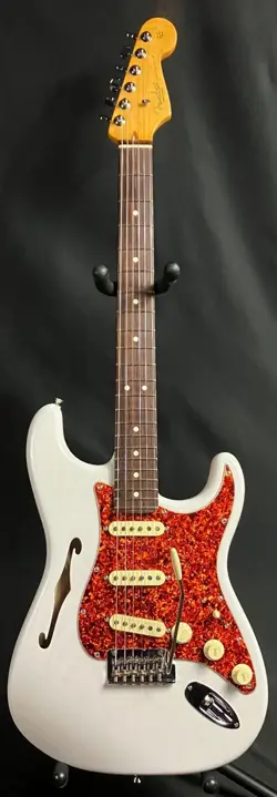 FENDER AMERICAN PROFESSIONAL II THINLINE STRATOCASTER ELECTRIC GUITAR BLONDE