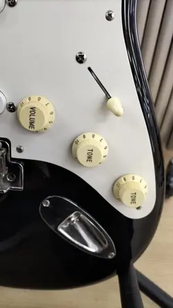 FENDER JAPAN / ST54-95LS ELECTRIC GUITAR