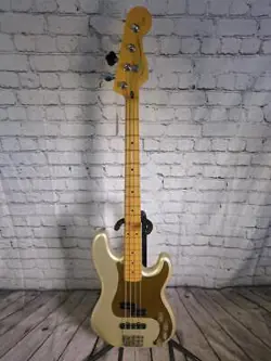 FENDER PRECISION BASS SPECIAL (BCP018540)