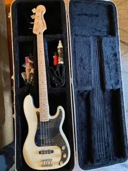 W/HARD CASE ACCESSORIES.