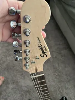 BLACK SQUIER MINI STRAT SOLID BODY ELECTRIC GUITAR BY FENDER