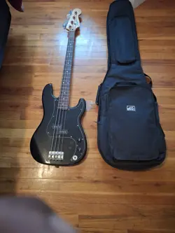 PJ 4-STRING RIGHT-HANDED