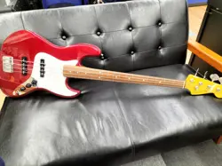 FENDER JAPAN JAZZ BASS JB62 ELECTRIC BASS MAPLE NECK ROSEWOOD FRETBOARD USED