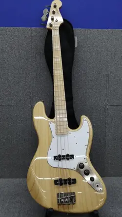 FENDER JAPAN TRADITIONAL 70S JAZZ BASS MAPLE FINGERBOARD ASH BODY USED
