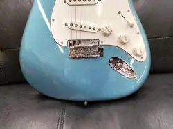 MAPLE NECK/FINGERBOARD W/SOFTCASE