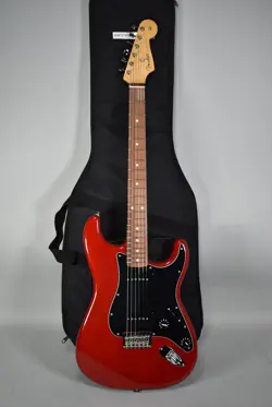 2021 FENDER NOVENTA STRATOCASTER CRIMSON RED W/BAG
