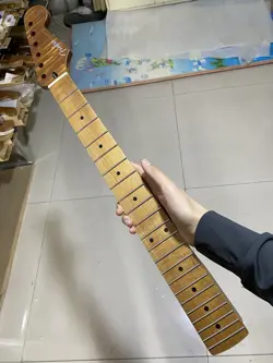22FRETS ROASTED MAPLE ELECTRIC GUITAR NECK SUITABLE FOR FENDER STRAT 25.5INCHES