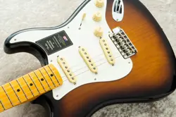 STRATOCASTER -2-COLOR