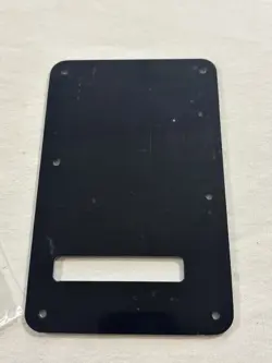 STRATOCASTER STANDARD TREMOLO