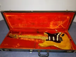 EARLY 70'S FENDER