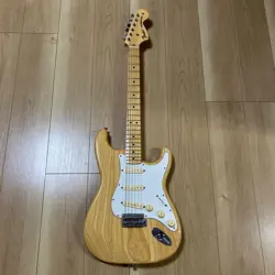 FENDER JAPAN STRATOCASTER NATURAL SAFE PACKING!